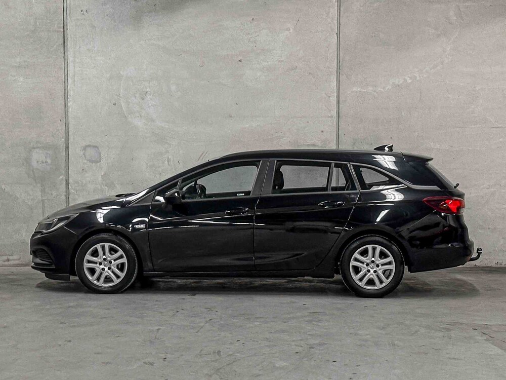 Opel Astra Sports Tourer 1.6 CDTI Online Edition 110hp 2018 (Original-UK), TL-613-G