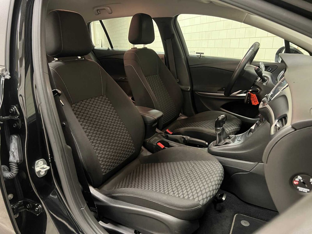 Opel Astra Sports Tourer 1.6 CDTI Online Edition 110hp 2018 (Original-UK), TL-613-G