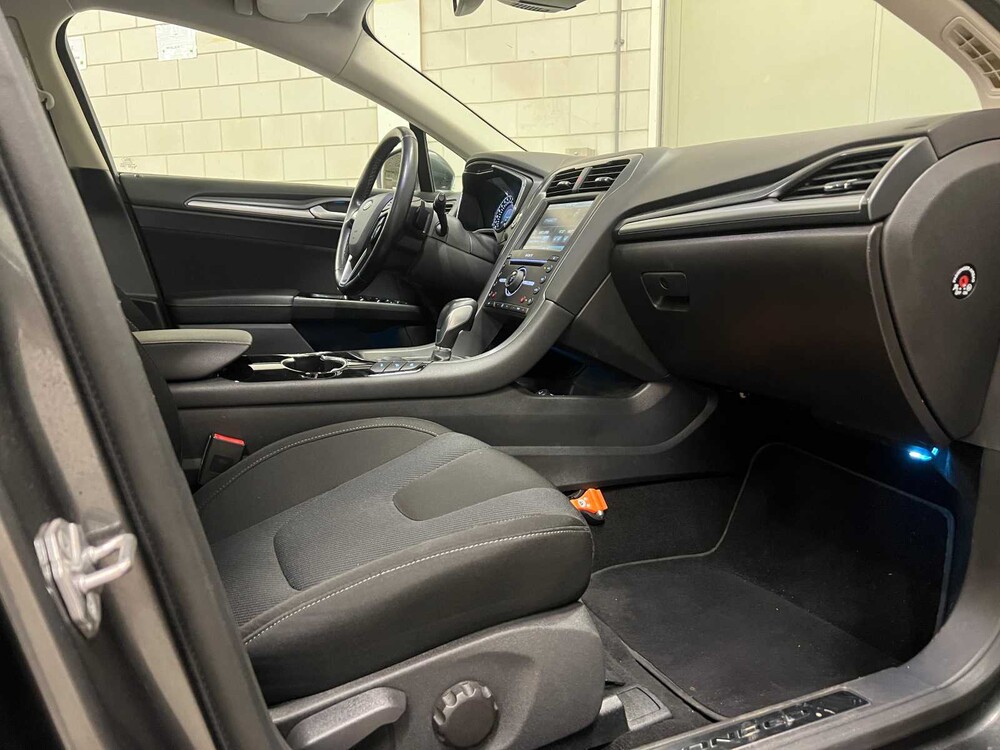 Ford Mondeo Kombi 2.0 Titan 203PS 2015, KS-646-R