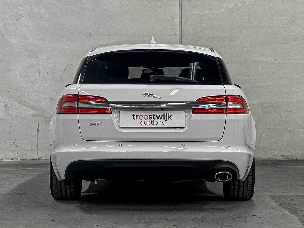 Jaguar XF Sportbrake 2.2D 163PS 2014 (Original-NL), 9-XFH-27