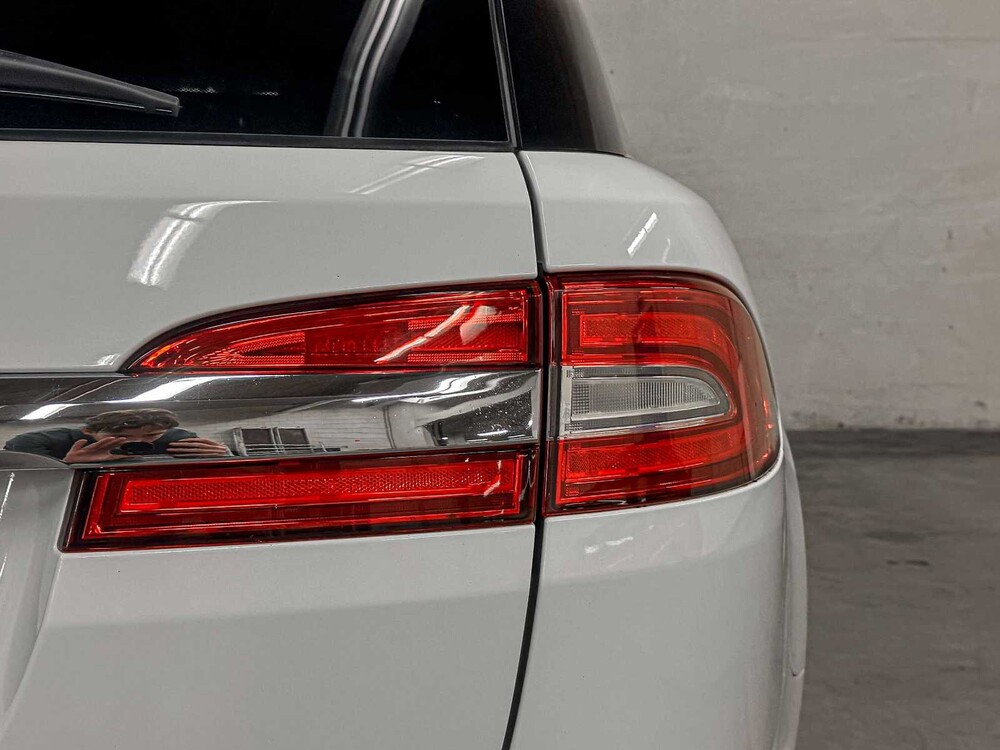 Jaguar XF Sportbrake 2.2D 163PS 2014 (Original-NL), 9-XFH-27