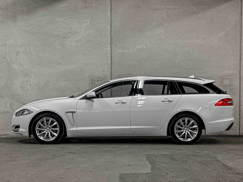 Jaguar XF Sportbrake 2.2D 163PS 2014 (Original-NL), 9-XFH-27