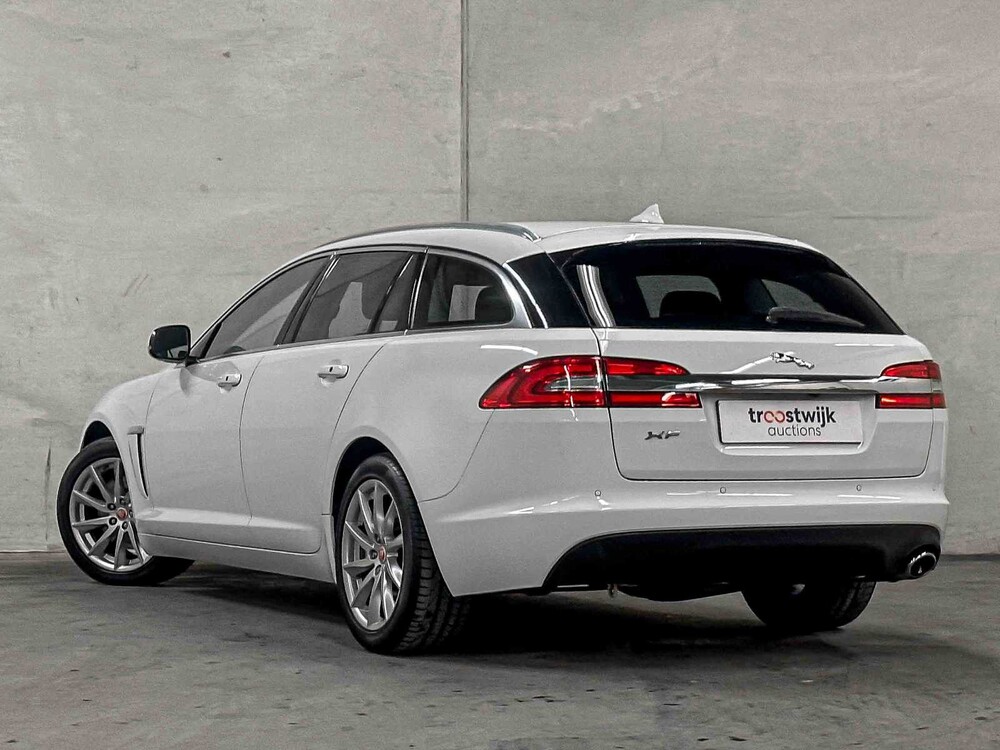 Jaguar XF Sportbrake 2.2D 163PS 2014 (Original-NL), 9-XFH-27
