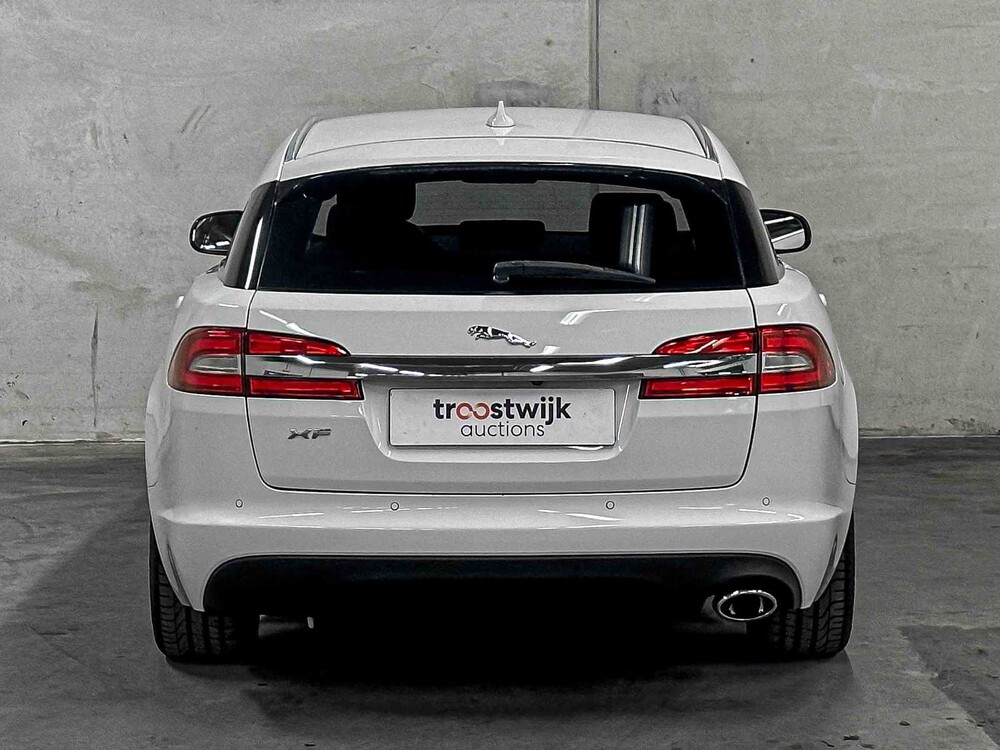 Jaguar XF Sportbrake 2.2D 163PS 2014 (Original-NL), 9-XFH-27