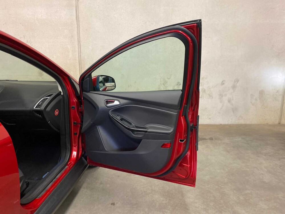 Ford Focus Kombi 1.5 TDCI Titan Automatik 120PS 2017, PN-600-P