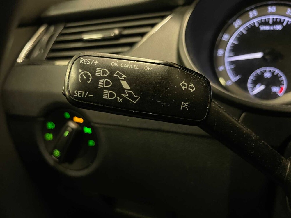 Skoda Octavia Combi 1.6 TDI Greentech Clever Edition 116PS 2018 (Original-NL + 1. Besitzer), XD-036-P