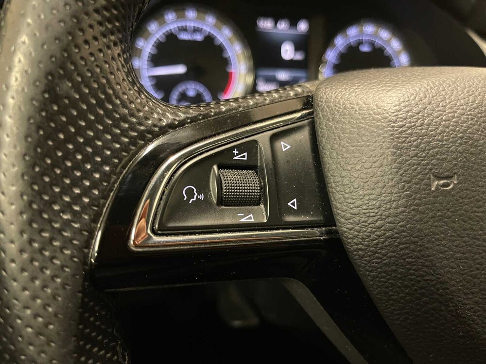 Skoda Octavia Combi 1.6 TDI Greentech Clever Edition 116PS 2018 (Original-NL + 1. Besitzer), XD-036-P