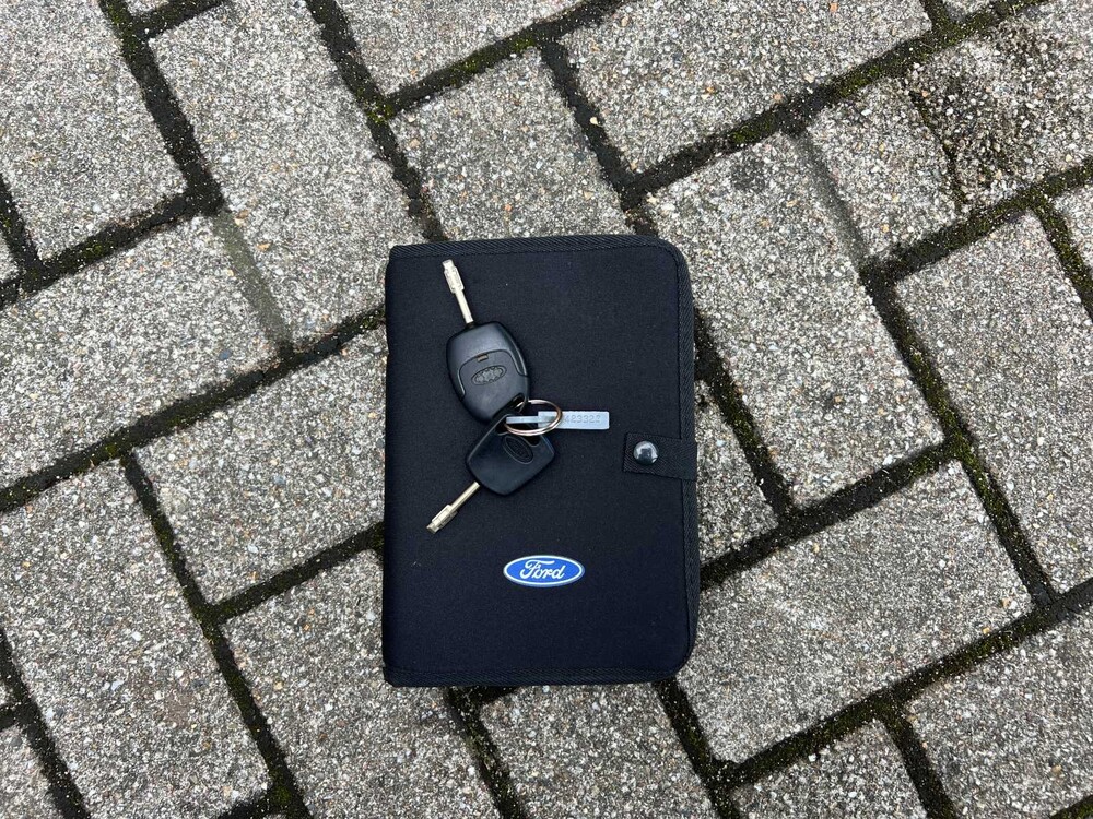 Ford Fiesta 1.3-8V Futura 69PS 2007 (Original-NL), 91-XP-LR