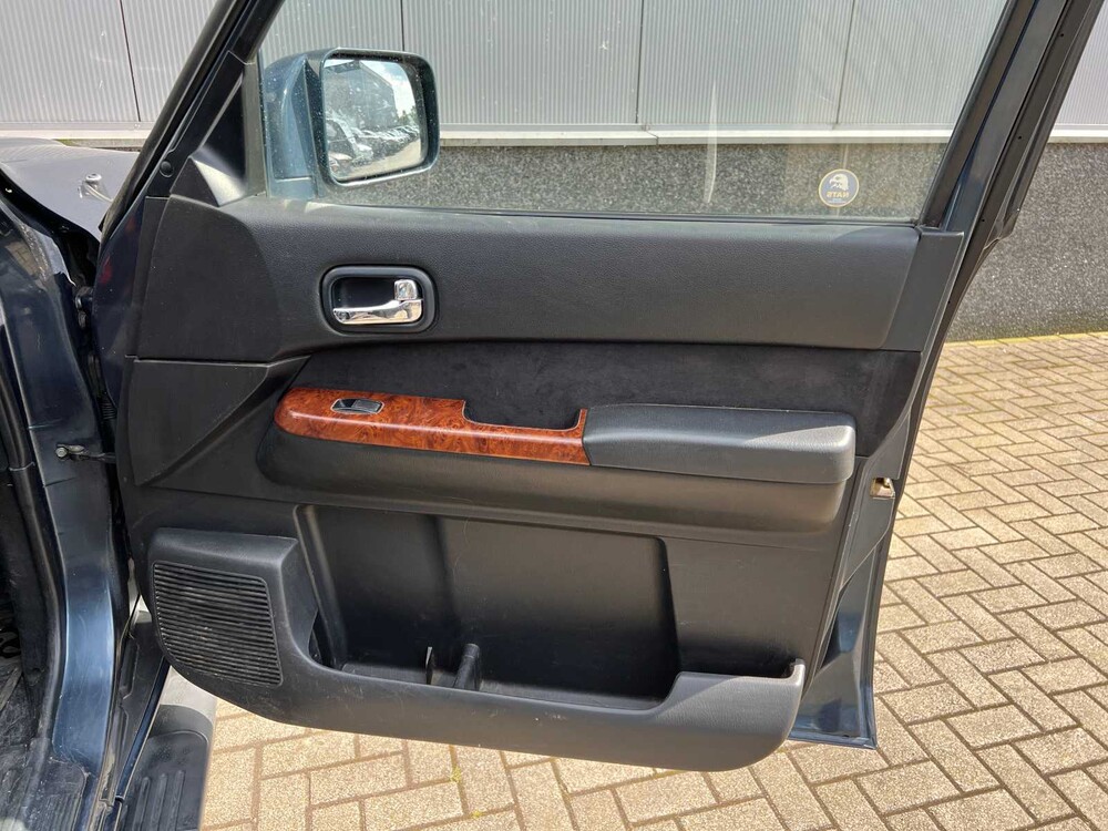 Nissan Patrol GR 3.0 Di Luxus volle B-Säule 160PS 2006 Youngtimer