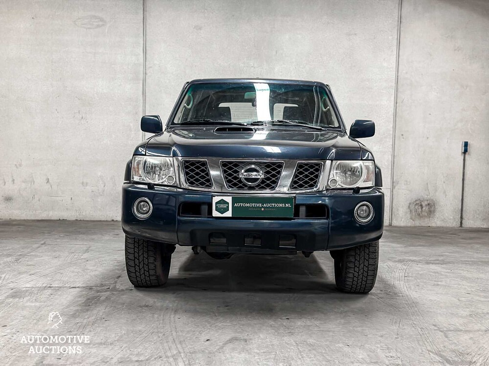 Nissan Patrol GR 3.0 Di Luxus volle B-Säule 160PS 2006 Youngtimer