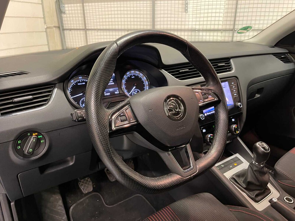 Skoda Octavia Kombi 1.0 TSI Greentech Ambition Business 116PS 2018 (Original-NL), TS-752-T