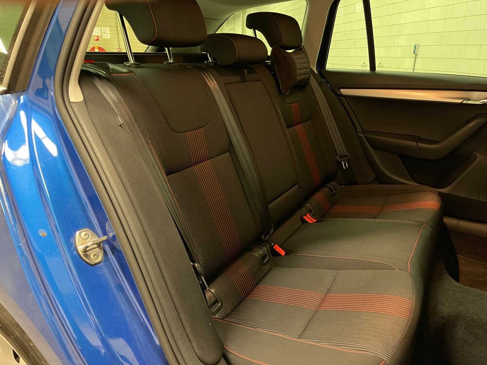 Skoda Octavia Kombi 1.0 TSI Greentech Ambition Business 116PS 2018 (Original-NL), TS-752-T