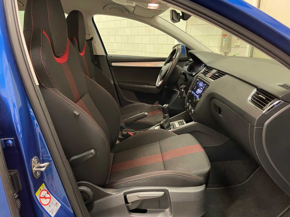 Skoda Octavia Kombi 1.0 TSI Greentech Ambition Business 116PS 2018 (Original-NL), TS-752-T