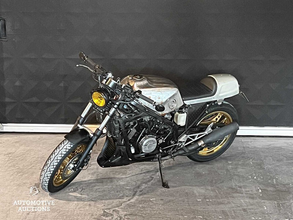 Honda VF 750 F 748cc 1983 Motorcycle, MN-13-VV