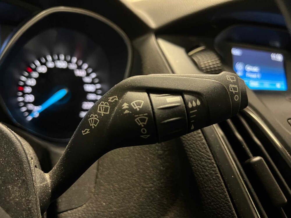 Ford Focus Kombi 1.0 Titanium Edition 125PS 2015, K-191-SL