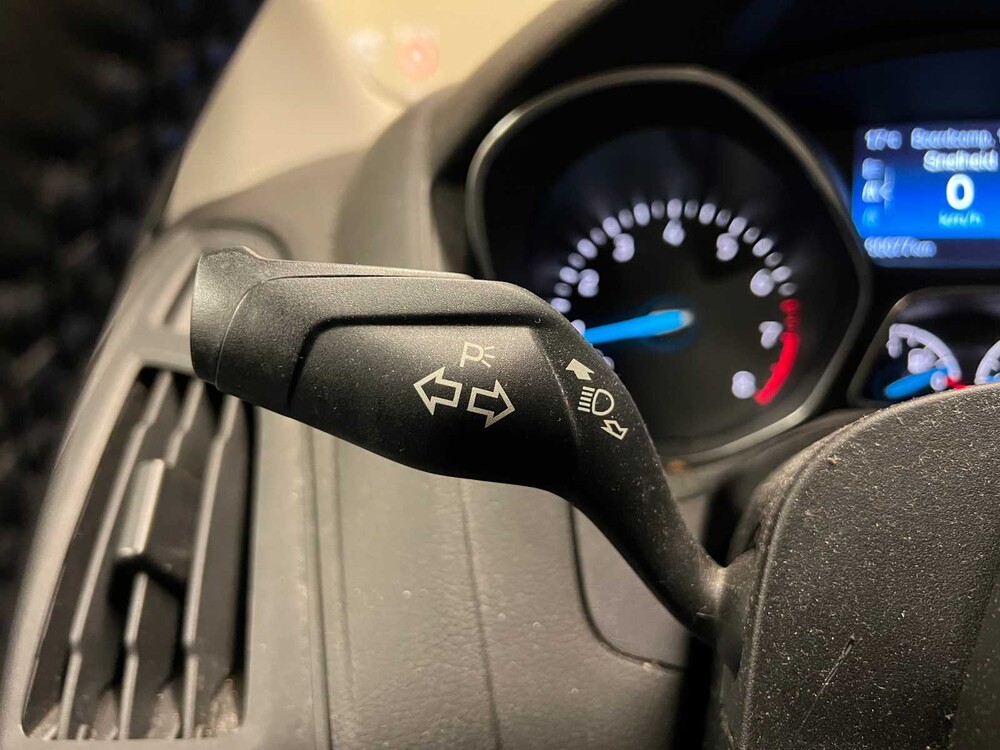 Ford Focus Kombi 1.0 Titanium Edition 125PS 2015, K-191-SL