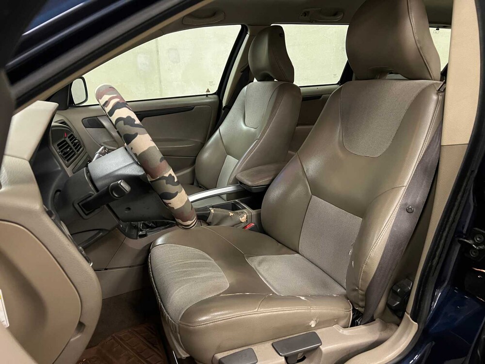 Volvo V70 Cross Country 2.4 T Comfort Line 200pk 2001 (Origineel-NL), 49-HF-RN