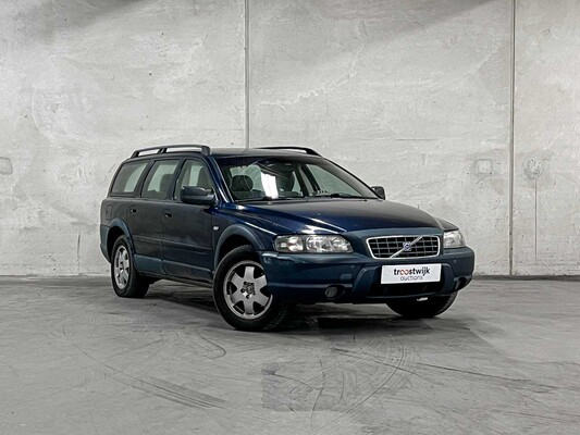 Volvo V70 Cross Country 2.4 T Comfort Line 200hp 2001 (Original-NL), 49-HF-RN