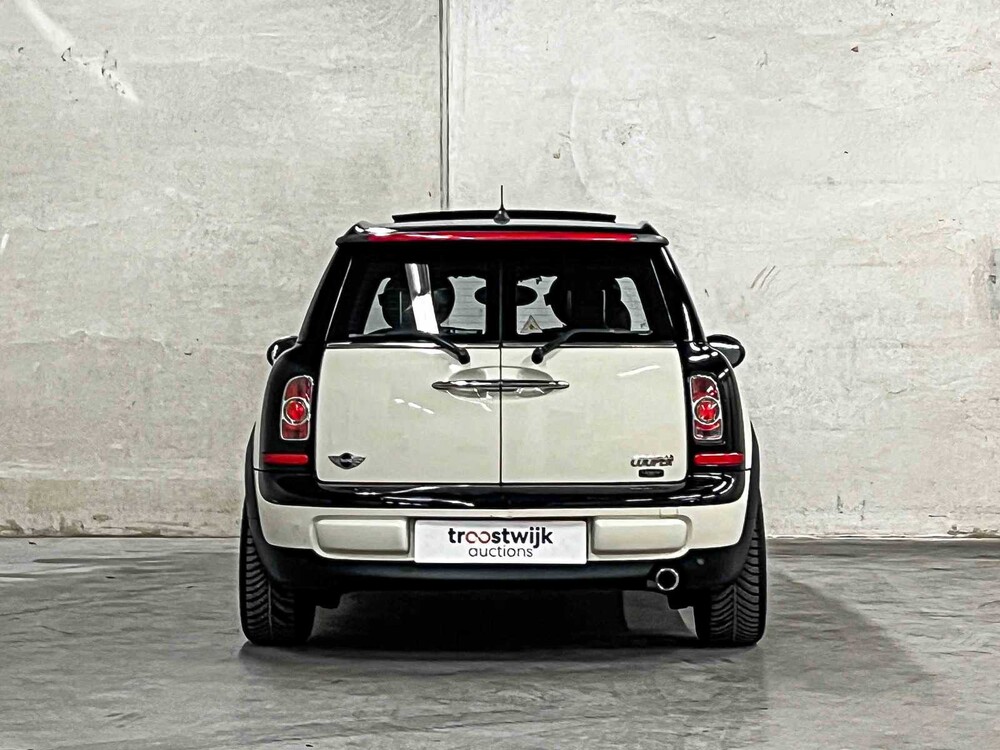 Mini Clubman Cooper 1.6 Business Line 122pk 2010, 65-NLJ-3