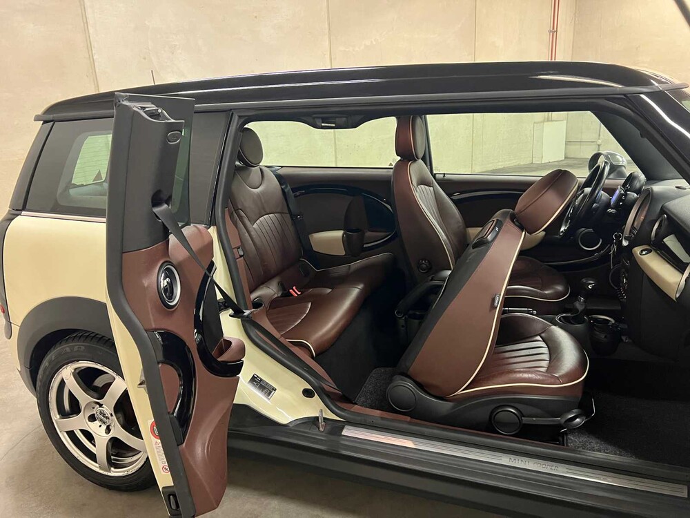 Mini Clubman Cooper 1.6 Business Line 122pk 2010, 65-NLJ-3