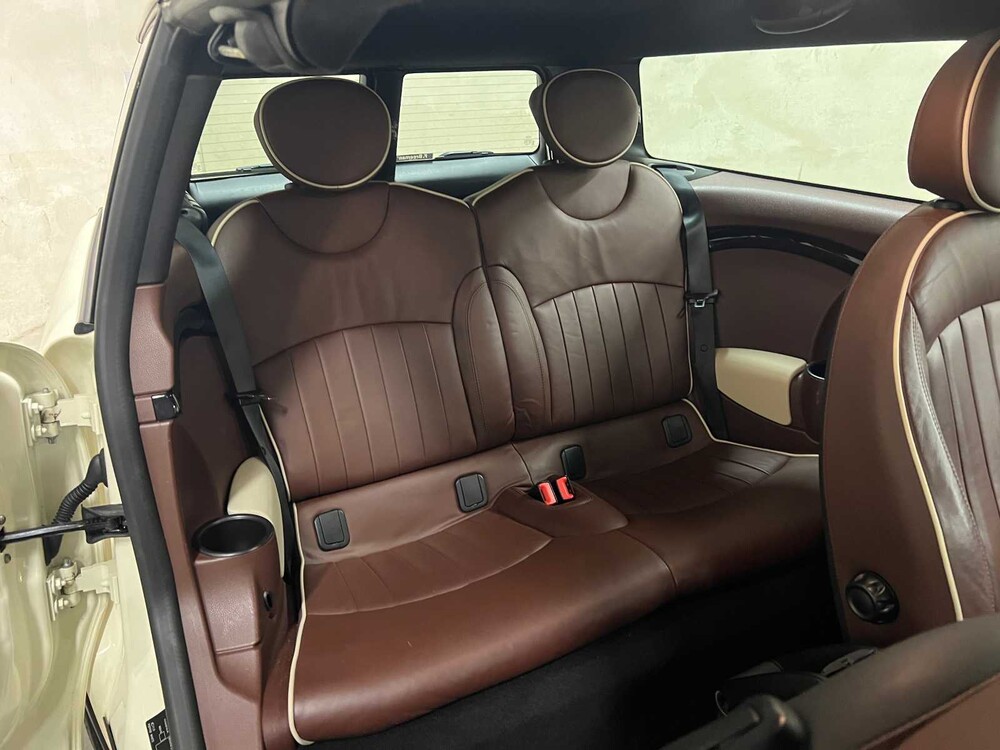 Mini Clubman Cooper 1.6 Business Line 122pk 2010, 65-NLJ-3