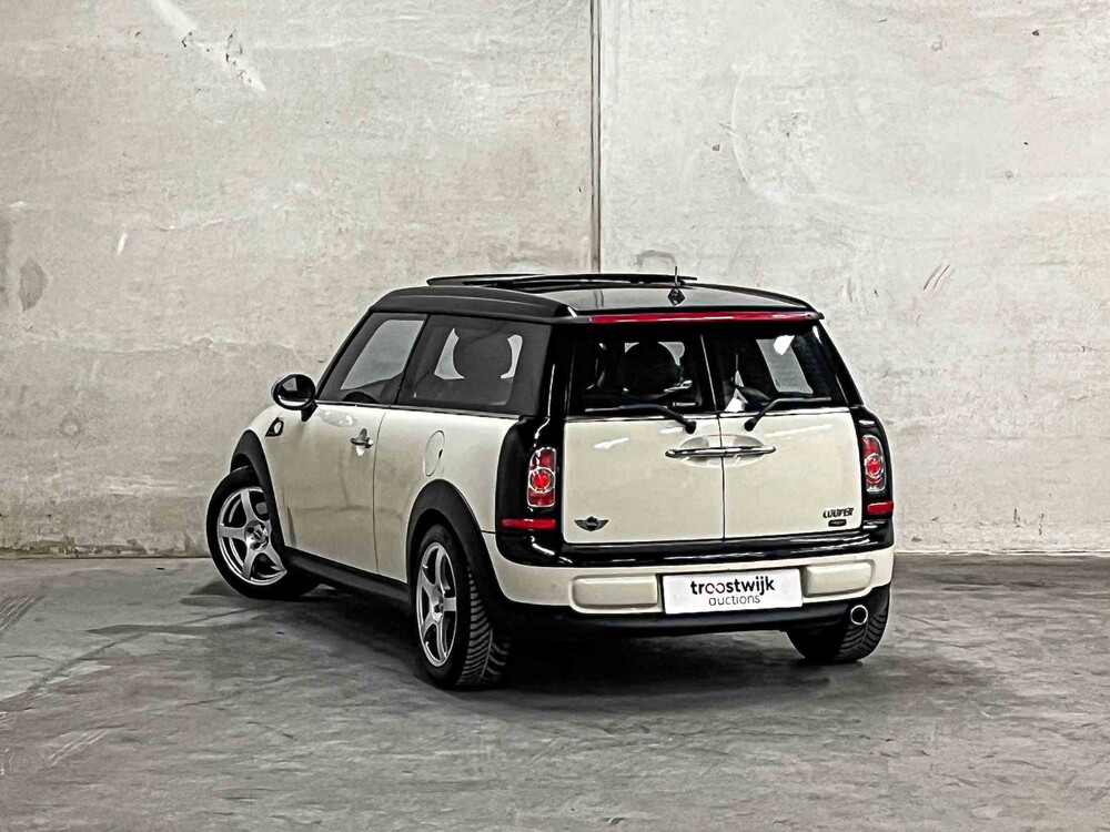 Mini Clubman Cooper 1.6 Business Line 122pk 2010, 65-NLJ-3