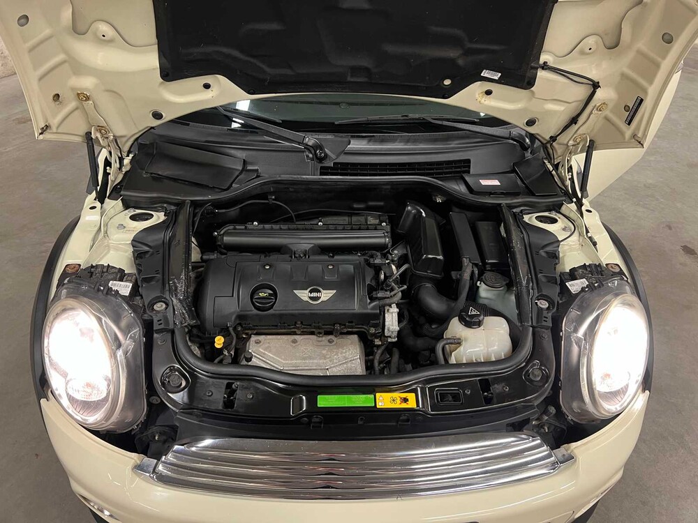 Mini Clubman Cooper 1.6 Business Line 122pk 2010, 65-NLJ-3