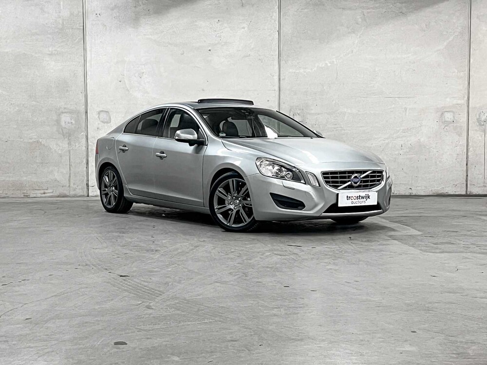 Volvo S60 3.0 T6 AWD Kinetic 305pk 2016, NJ-139-Z