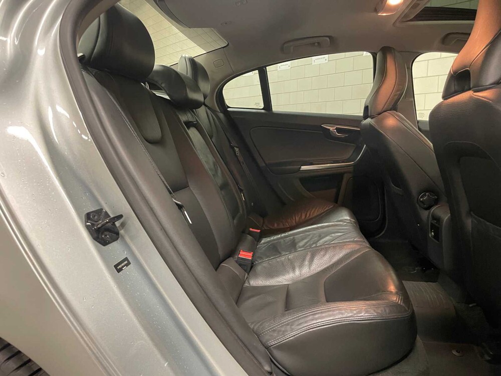 Volvo S60 3.0 T6 AWD Kinetic 305pk 2016, NJ-139-Z