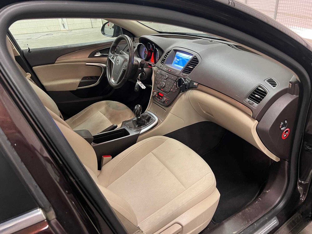 Opel Insignia 1.4 Turbo EcoFLEX Business+ 140pk 2012 (Origineel-NL), 88-ZHX-9