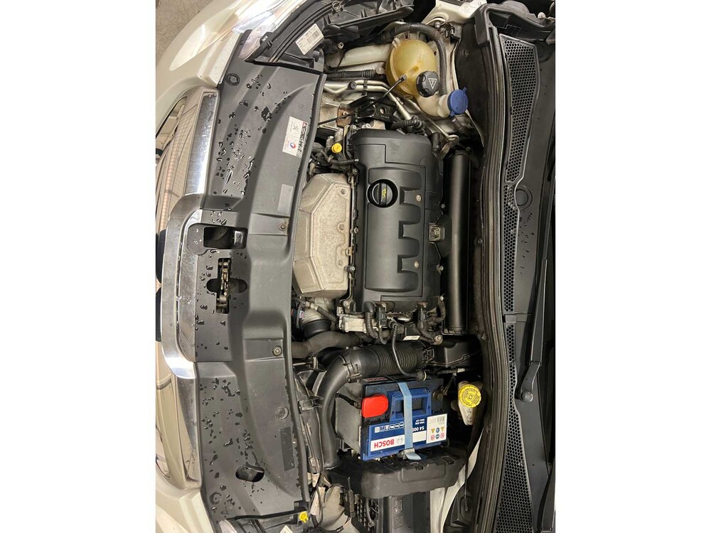 Peugeot 2008 1.6 VTi Féline 120hp 2013 (Original-NL), 2-KNK-36