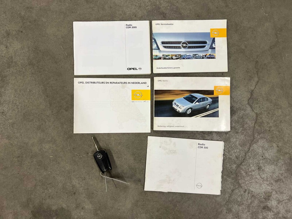 Opel Vectra GTS 1.8-16V Elegance 122hp 2004 (Original-NL), 34-PD-VZ