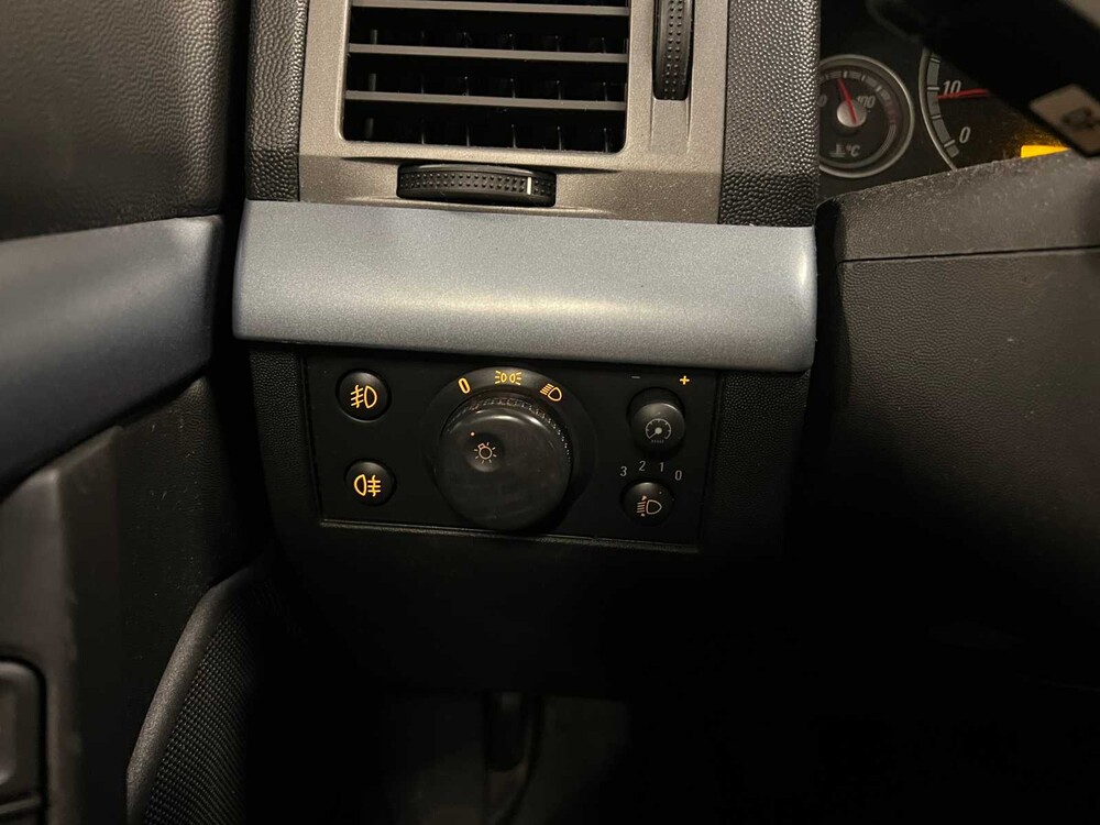 Opel Vectra GTS 1.8-16V Elegance 122hp 2004 (Original-NL), 34-PD-VZ