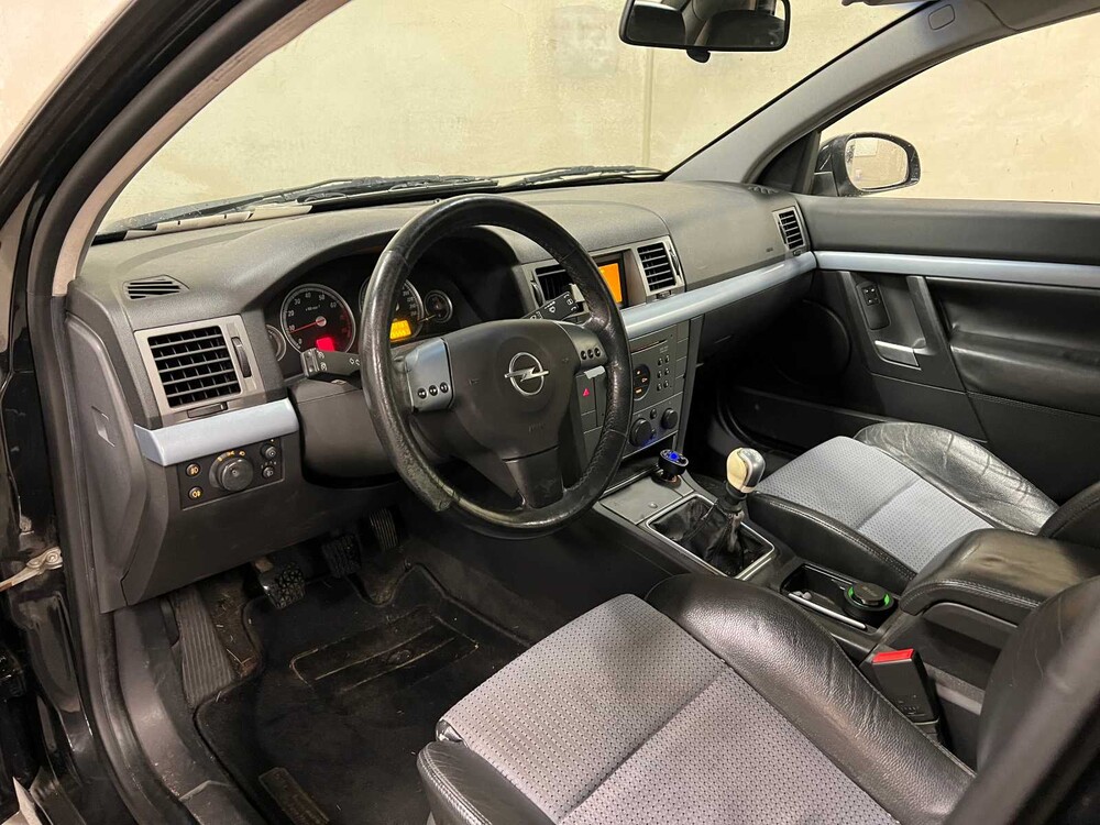 Opel Vectra GTS 1.8-16V Elegance 122hp 2004 (Original-NL), 34-PD-VZ