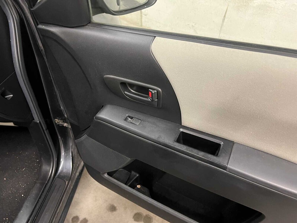 Mazda 5 1.8 Touring 116hp 2005 (Original-NL), 85-RN-ZX