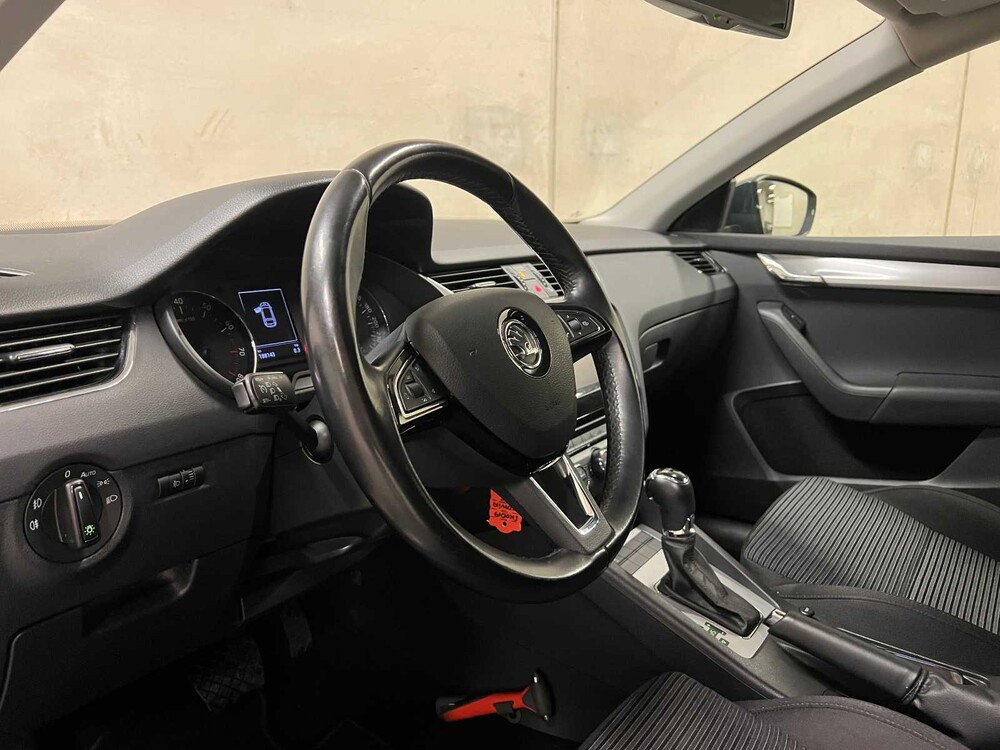 Skoda Octavia Combi 1.4 TSI DSG Greentech Ambition Businessline 140hp 2014 (Original-NL), 1-TVT-94