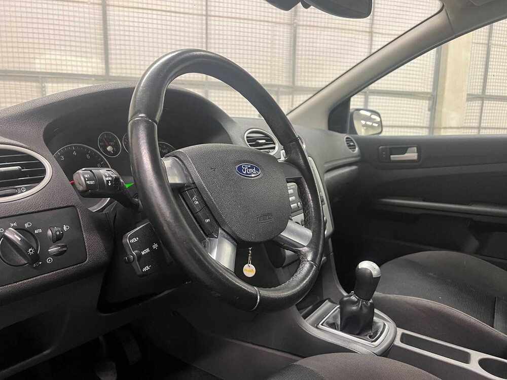 Ford Focus 1.6-16V Futura 101hp 2006 (Original-NL), 39-TH-KX