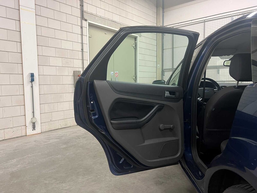 Ford Focus 1.6-16V Futura 101hp 2006 (Original-NL), 39-TH-KX