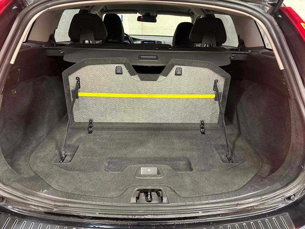 Volvo V60 2.0T Summum 203hp 2011, 5-ZPP-96