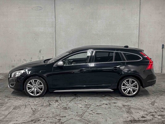 Volvo V60 2.0T Summum 203PS 2011, 5-ZPP-96