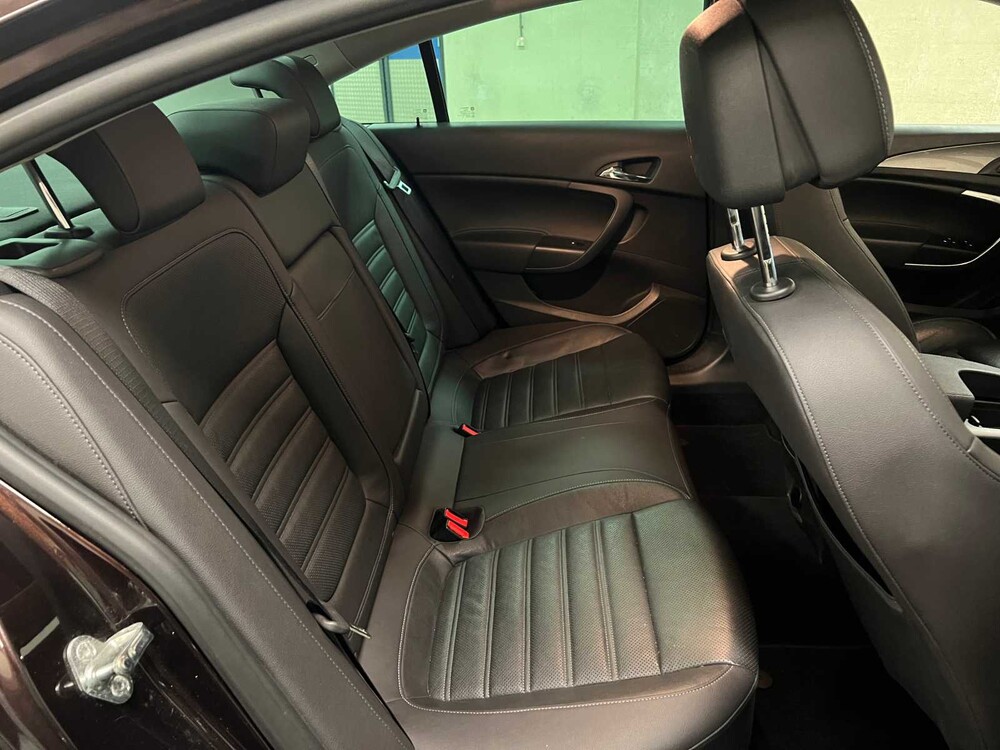 Opel Insignia 1.6 T Business+ 170hp 2015 (Original-NL), HF-144-G