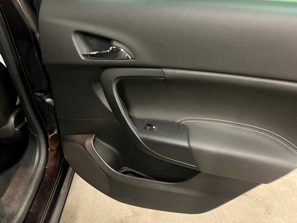 Opel Insignia 1.6 T Business+ 170hp 2015 (Original-NL), HF-144-G