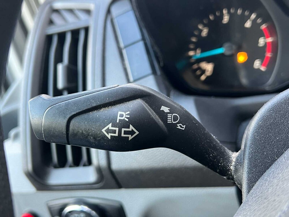 Ford Transit Box Truck 350 2.0 TDCI L4H1 Am 131hp 2017, VDH-49-K