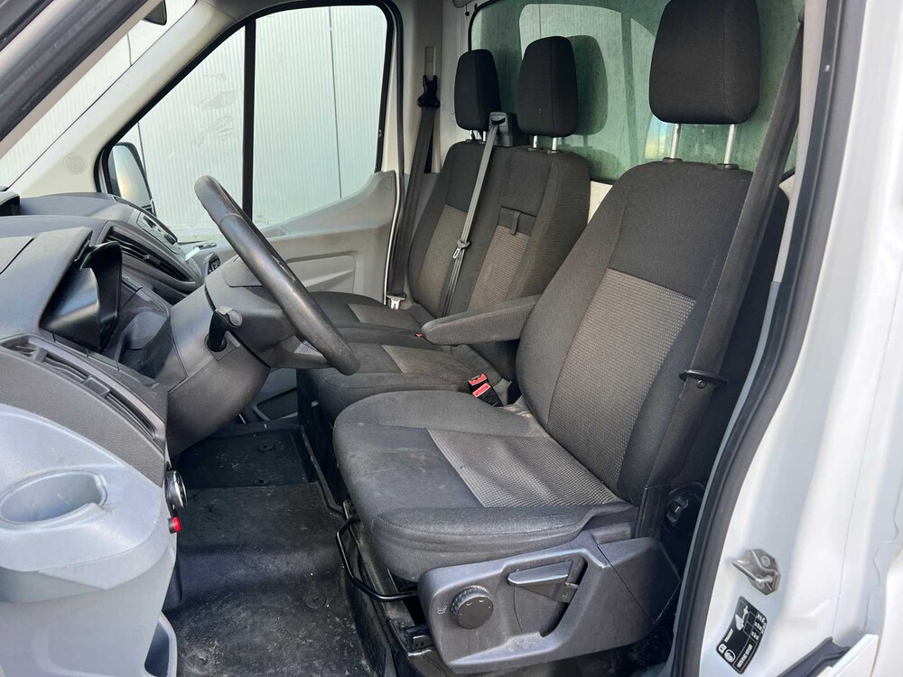 Ford Transit Box Truck 350 2.0 TDCI L4H1 Am 131hp 2017, VDH-49-K