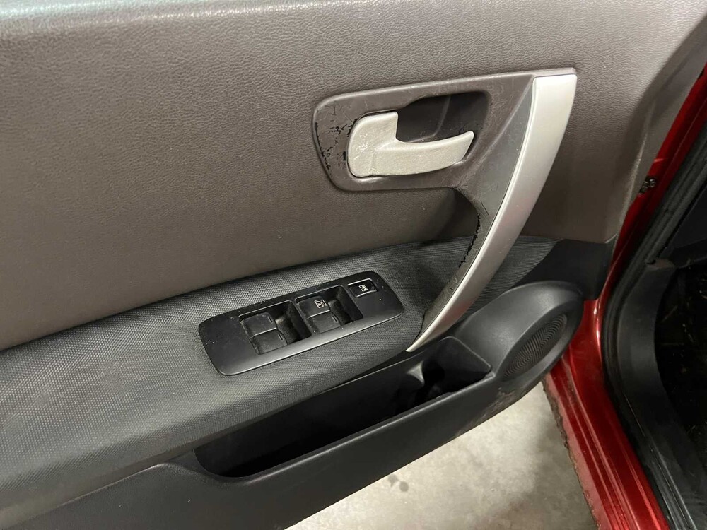 Nissan Qashqai 2.0 Tekna Premium 141hp 2008 (Original-NL), 44-GKX-6