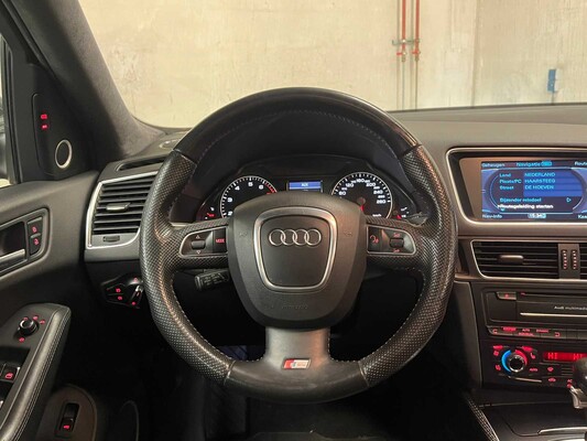 Audi Q5 3.2 FSI V6 Quattro S-line 271hp 2011, 52-XXH-7