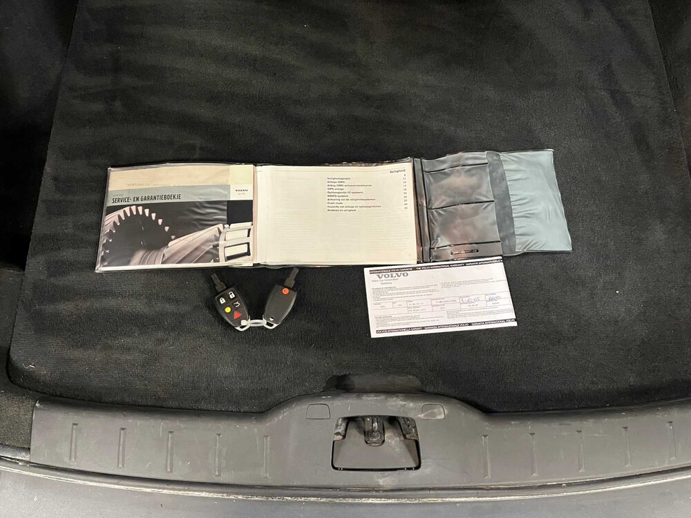 Volvo V50 1.8 125pk 2005 (Origineel-NL), 23-RX-RP