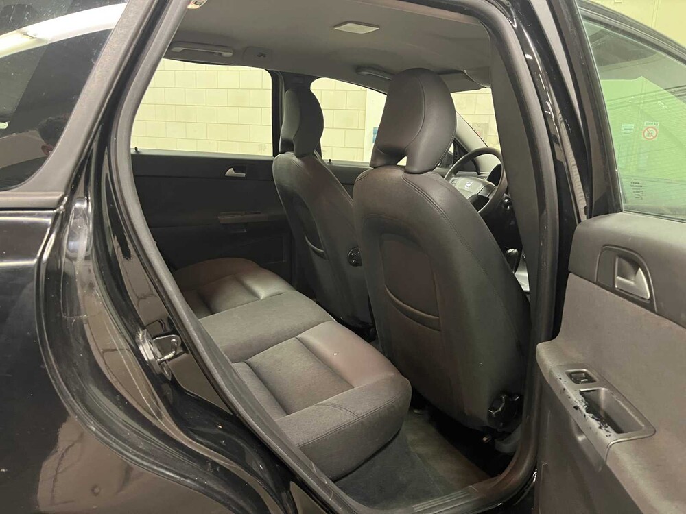 Volvo V50 1.8 125pk 2005 (Origineel-NL), 23-RX-RP