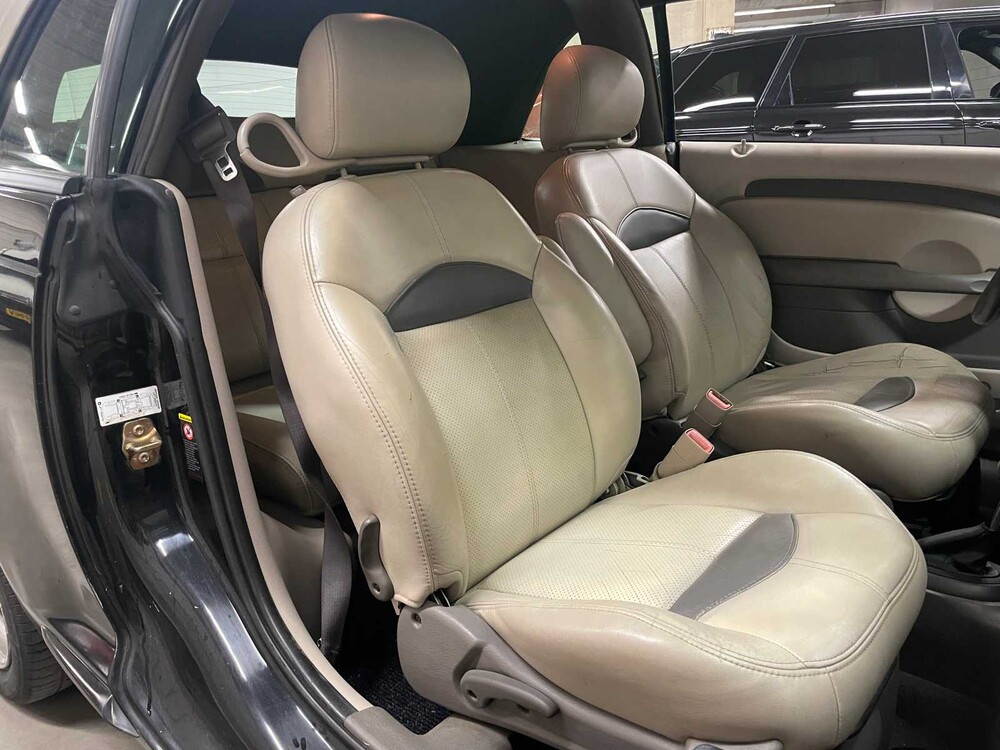 Chrysler PT Cruiser Cabrio 2.4i Limited 143pk 2005, 51-RN-PD