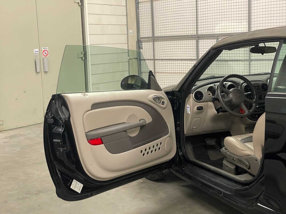 Chrysler PT Cruiser Cabrio 2.4i Limited 143pk 2005, 51-RN-PD